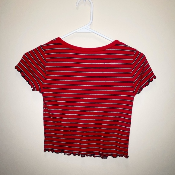 Garage Red strip crop top - Picture 2 of 2
